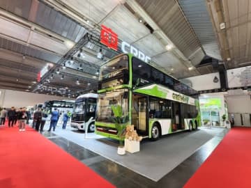 Busworld 2025：CRRC EV、2種類の新型電動バスを初公開 デジタル×インテリジェント×低炭素の都市交通システムを提案