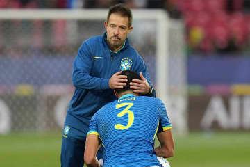 U-20ブラジル監督が解任…W杯で「前例ない敗退」　王国に不名誉記録で決断「継続は不可能」