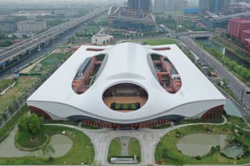 中国の高重力遠心実験装置、最初の遠心機が稼働