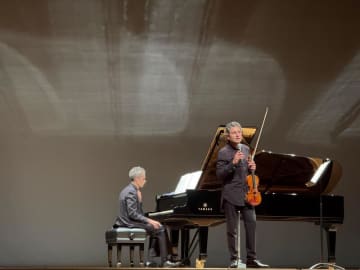 2025年大阪・関西万博：バイオリニストのイウラート氏、プニャーニほかピエモンテの曲目で大阪を魅了