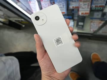 シャープの6.6インチAndroid 15スマホ「AQUOS wish5」が27,800円、未使用品セール