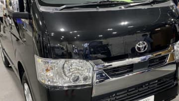 衝撃ハイエース「これは本気だ…」もはや小さな家。超絶快適トイレ・クーラー・冷蔵庫・電子レンジ・キッチン付き。