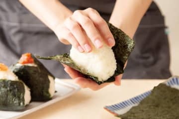 クリエイト・レストランツ／おにぎり専門店「ひとにぎり」浅草ROX2Gにオープン