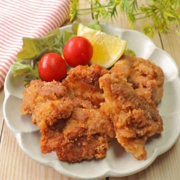 「今日の唐揚げ、下味に何入れた？」「お店で売れるレベルだわ」冷めてもジューシー！家族に人気の唐揚げレシピ