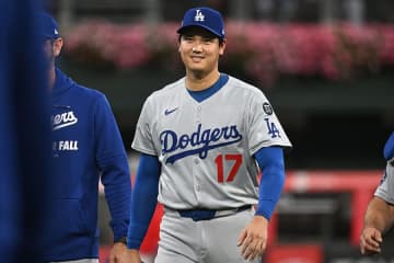 ド軍に寝返った“スター”の家族が反応　セレブに厳しい視線…米ファンの反感を呼んだ行動のワケ