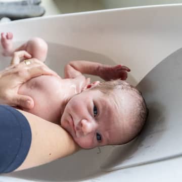生物学的母親のいない赤ちゃん誕生の可能性