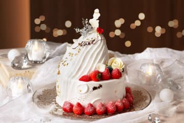 アニヴェルセルの2025年クリスマスケーキ、‟花嫁の後ろ姿”着想の2段ケーキ＆王道ショート
