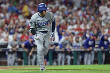 大谷翔平 決勝打となるタイムリーヒット！ 新守護神・佐々木朗希は2セーブ目 ドジャースが地区シリーズ突破へ王手