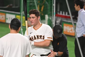 【巨人】リチャード欠場　阿部監督「股関節が痛いってことで治療に行ったよ」