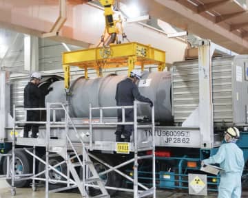 原発燃料のウラン搬入、青森　11年ぶり、日本原燃濃縮工場