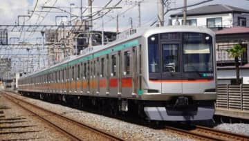東急脱線事故、回送電車運転の「見習い運転士」に心配の声「トラウマにならないといい」　事故原因は信号システムの問題
