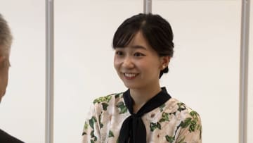 佳子さまが「国民スポーツ大会」観戦　花柄のワンピースでバスケ観戦