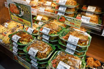 関西に出店続く激安スーパー「オーケー」惣菜食べてみた…次は伊丹に！