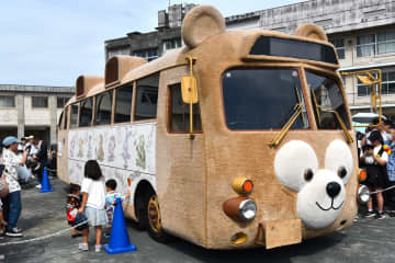 ディズニーのダッフィーバス、新たな訪問地は愛知県名古屋市！　11月に「サカエ ヒロバス」で展示