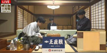 形勢は互角…藤井聡太王座VS伊藤匠叡王、注目の陣屋対局は夜戦へ突入！「ここからどんどん戦いが進んでいく」／将棋・王座戦第4局