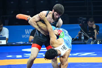 ＜レスリング＞【2025年世界選手権・レビュー（2）】男子グリースタイル61kg級／優勝選手・表彰式・闘いのあと