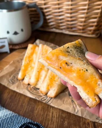 作り方にコツあり！とろ～りチーズがあふれる♪「やみつきハムチーズサンド」の作り方