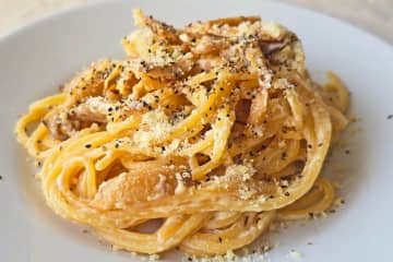 生クリームなしで作る「濃厚きのこクリームパスタ」　ワンパン10分で美味しすぎる