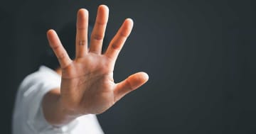 もしあなたが“草津町長”になったら裁判にいくら金がかかるのか…性加害していなくても覚悟するべき驚きの額「もし録音なかったらどうなる？」