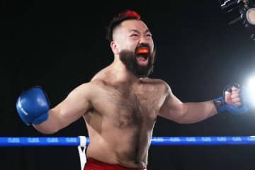 BreakingDownにも参戦したプロレスラー、ひげ剃り落として激変　「普通にイケメン」「20歳若返った！」ファン衝撃