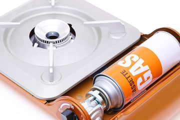 10年でカセットこんろ買い替え、カセットボンベ使用期限は7年＿日本ガス石油機器工業会「防災鍋をつくって使い方と使用期限の確認を」 カセコンお鍋インスタ投稿して賞品当てよう！ 11/7 まで