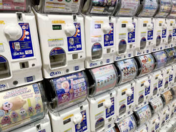 可愛さ大爆発ーーッッ♡【ガチャ】集めたくなる「ミニチュアチャーム」