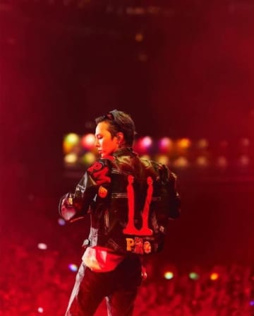G-DRAGON、F1公演史上最多の6万5000人を動員！約8年ぶりにシンガポールでステージ披露