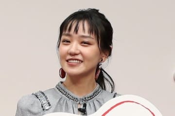 奈緒、ばっさりショートヘアに「人生で1番短いとです」⇨「印象変わった！」「似合う♡」と反響