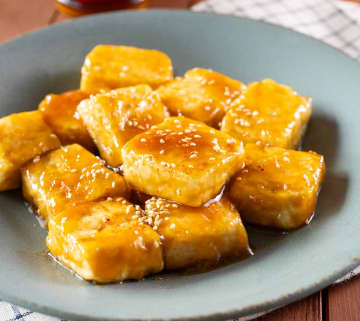 「木綿豆腐」だけで最高においしい！「甘辛みそ豆腐」がSNSで大バズリ中♪