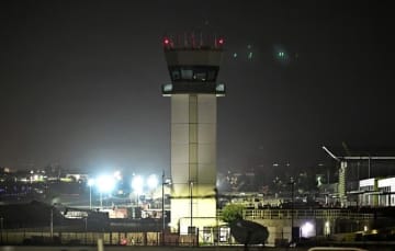 米政府閉鎖７日目、空の旅に影響　各地の主要空港に遅延広がる