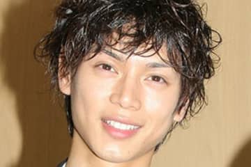 「めっちゃええ歳の取り方」大ブーム起こしたイケパラ俳優（41）　約2年ぶり近影の“マッチョ”な激変姿にファン騒然