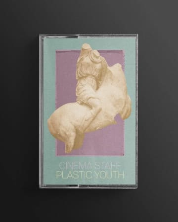 cinema staff、キャリア初カセットテープ『PLASTIC YOUTH』をマクセルブランドのテープを使用して10月15日にリリース。翌日10月16日は『CASSETTE WEEK JAPAN 2025 10th Anniversary LIVE at Shibuya WWW』に出演