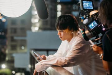 役を演じるのではなく、＜共に⽣きた＞⽇々――北村匠海×綾野剛×林裕太『愚か者の身分』メイキング映像公開！