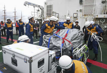 災害時の通信確保へ海上輸送訓練　海保と大手事業者、富山・射水