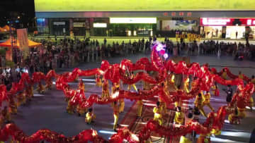 大型連休で夜間観光が活況　中国・武夷山市