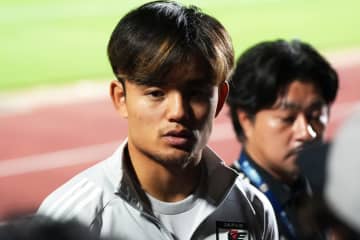 足首負傷の久保建英「良くも悪くもやっちゃうのが僕」　“慎重”調整で別メニュー「日本代表レベルを」