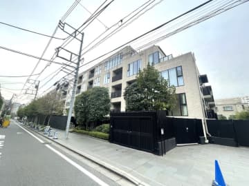 グランスイート広尾 5階｜「広尾」駅徒歩6分、「南麻布」アドレス、「有栖宮川記念公園」至近。上質が日常になる住まい。2面採光で陽当たり良好な3LDK