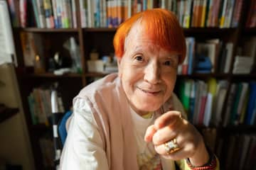 奇抜スタイルがトレードマーク、85歳・志茂田景樹氏　近況報告に添えた40代ファッションに「男前！」「ダンディー」の声