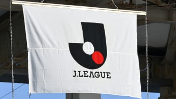スタジアムの客席に鉄骨部材が落下　J3の試合は中止を発表　人的被害はないが利用再開は現時点で見通しが不透明