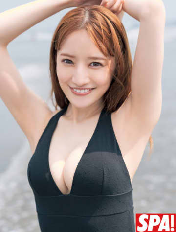中田花奈、美谷間がセクシーな肌見せSHOTにドキッ！リゾートを舞台にオトナの艶姿を披露