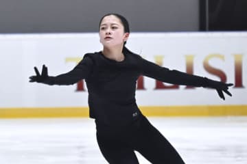 渡辺倫果「しっかりやりたい」　フィギュア、CSトリアレティ杯