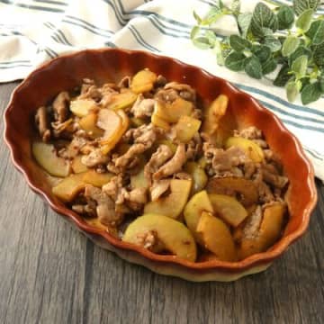 メイン材料2つ！「豚肉と青パパイヤの旨ダレ炒め」