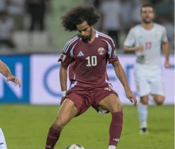 「クソみたいなサッカーだ」「W杯に行きたくないのか」“ホーム”のアジア王者が大苦戦！格下とまさかのドローで国民の不満が爆発！「弱いオマーンに勝てないのはひどい」【アジア予選PO】