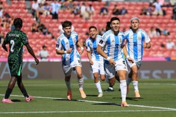 アルゼンチンが４発圧勝！ラウンド16で“鬼門”突破、ナイジェリアにリベンジ果たし８強進出【U-20W杯】