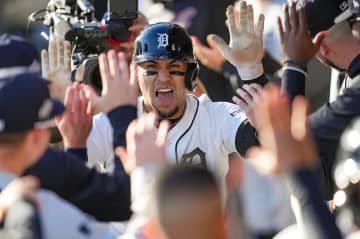 タイガースが13安打快勝で逆王手　マリナーズ救援陣を3発攻略　勝負の第5戦に持ち込む