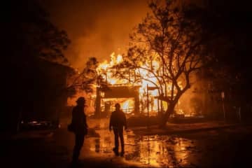米カリフォルニア州の大規模火災、放火の疑いで２９歳容疑者を逮捕