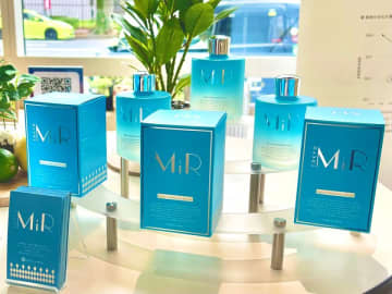 インフルエンサー100名が体験！MiR新製品、3in1拭き取り美容液クレンジングが満足度100％　朝晩これ1本　メイク落とし・洗顔・導入美容液の3役を叶える、時短＆うるおい実感「MiR アクアクレンジングセラム」