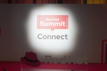 レッドハットはAI時代の選択肢を広げる――、「Red Hat Summit: Connect 2025 Tokyo」基調講演レポート