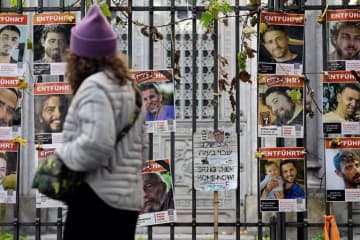 ハマス、人質全員の遺体の返還は不可能か　イスラエル分析