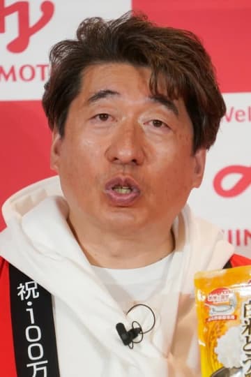 寺門ジモン、福岡・博多の名店で『伝統の水炊き』を大絶賛「鶏がふわふわ、酢醤油が最強」